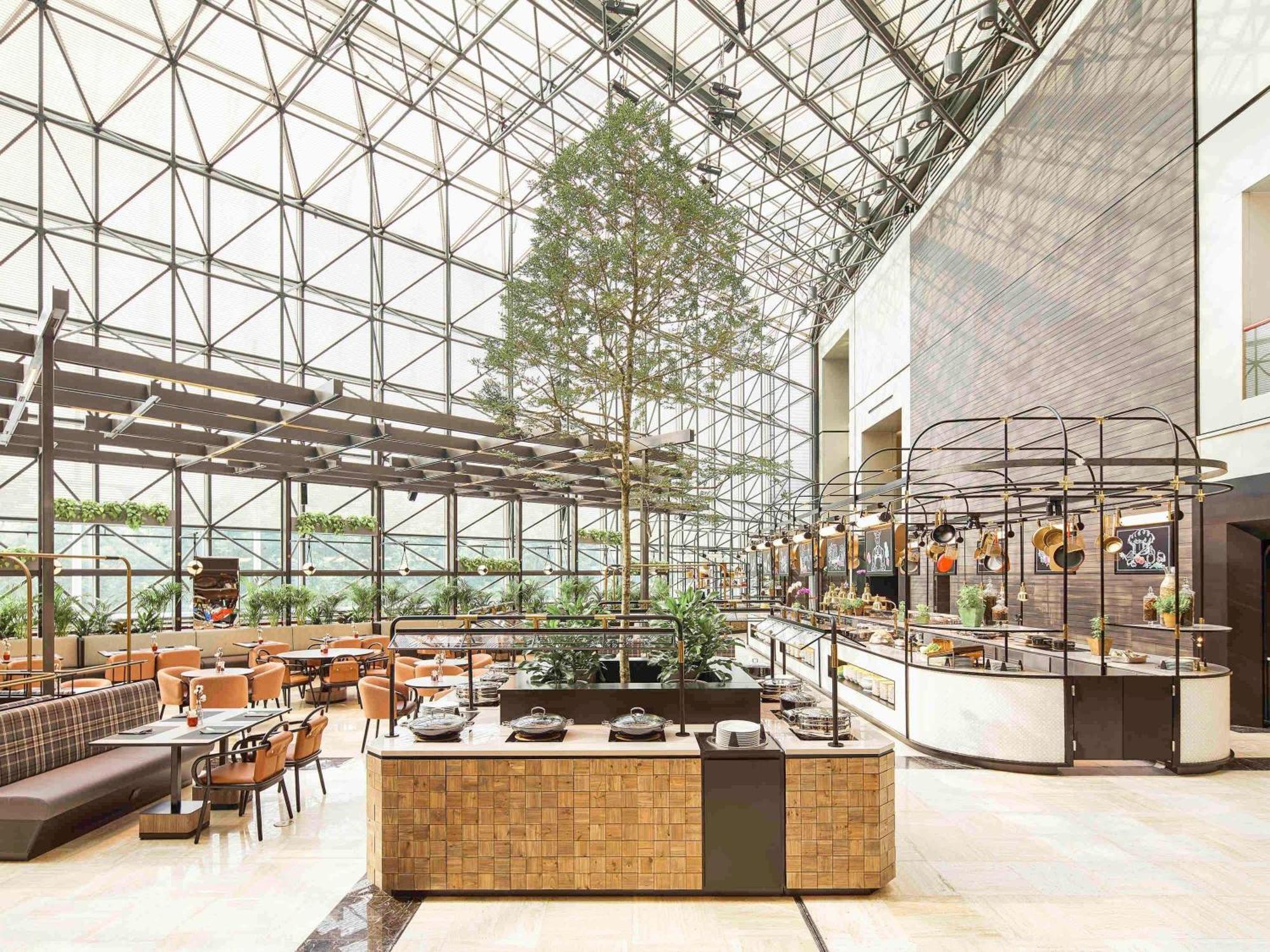 Swissotel The Stamford Singapore Exterior photo